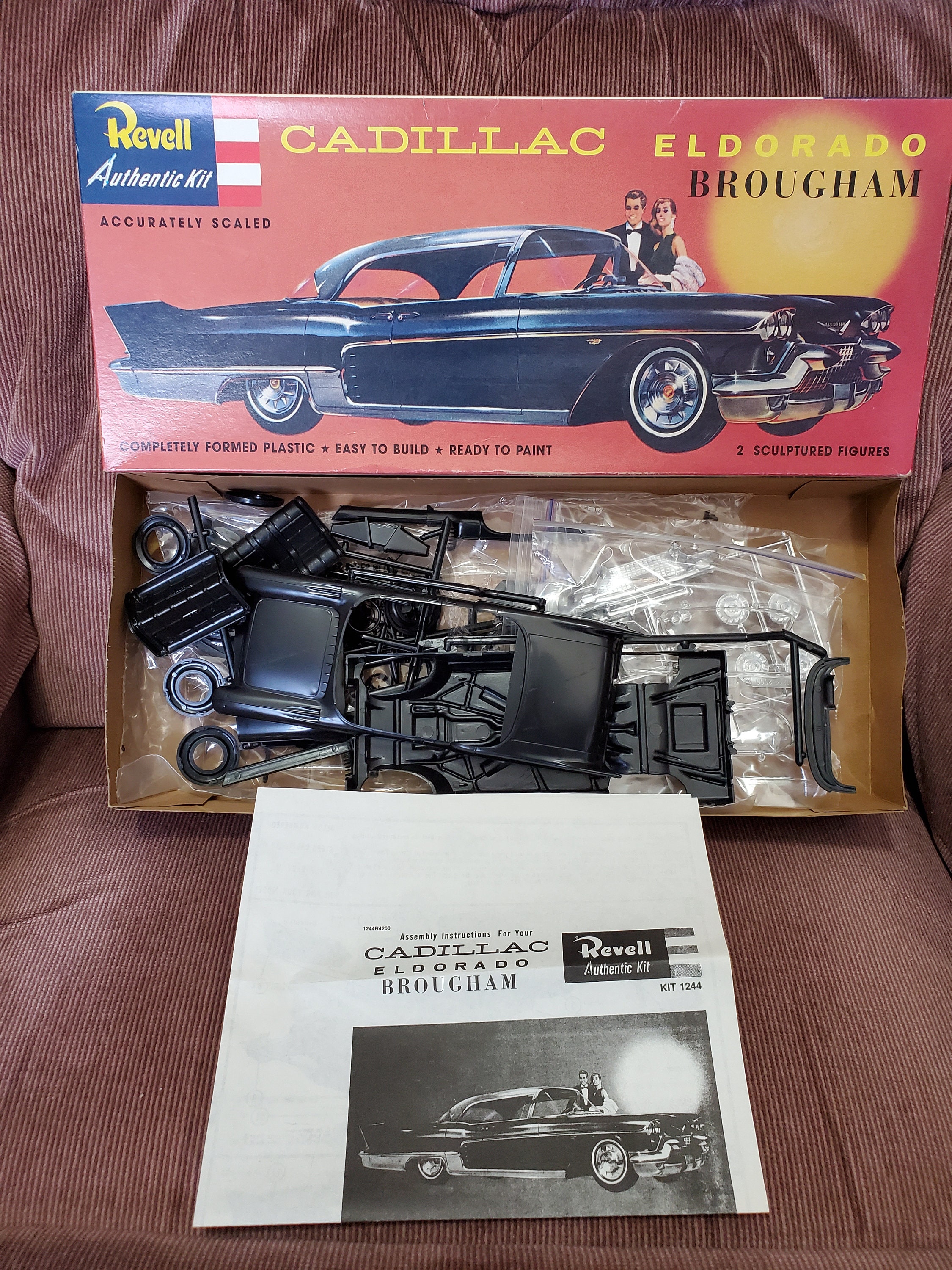 Revell model kit: Cadillac Eldorado Brougham - open box, kit 1244