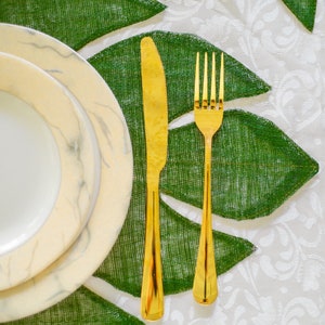 Monstera Leaf Placemat Set of 2 or more | Natural Fiber Accent Table Decor | Eco-Friendly Wall Art Home Decor | Tropical Table Centerpiece