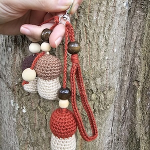 Crocheted mushroom keychain|| handmade bag charms|| cotton crocheted mushroom keychain