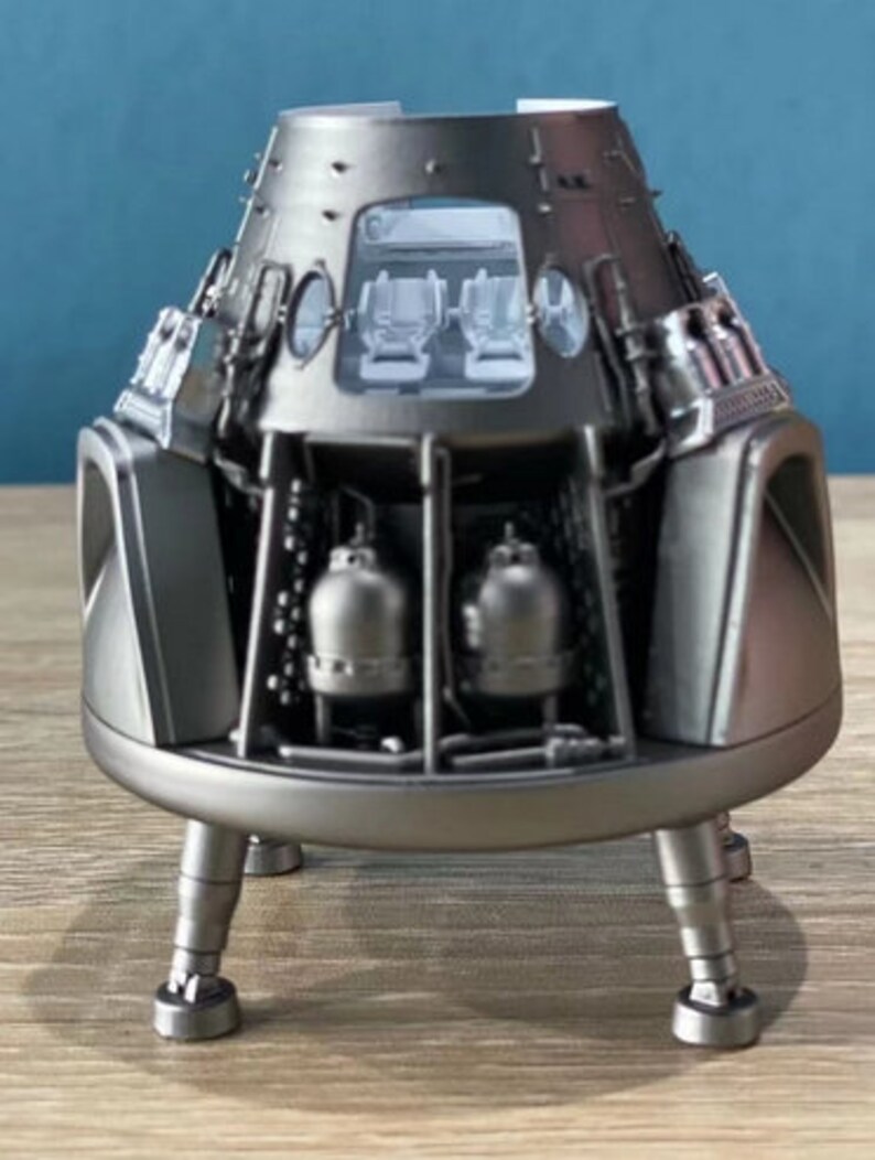 Spacex Model Kit, Starship Rocket Model Crew Dragon Spacecraft,front