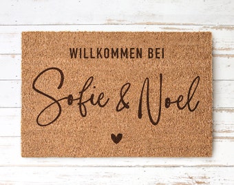 WILLKOMMEN PAAR - Personalisierte Kokos Fußmatte mit Namen und Herz | Indoor Türmatte | Paar Pärchen Geschenk Einzug Hochzeit Geburtstag