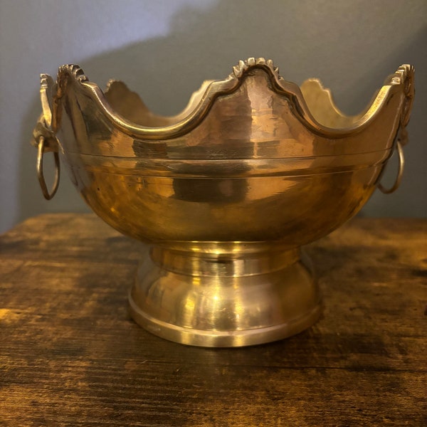 Beautiful Vintage Solid  Brass Bowl