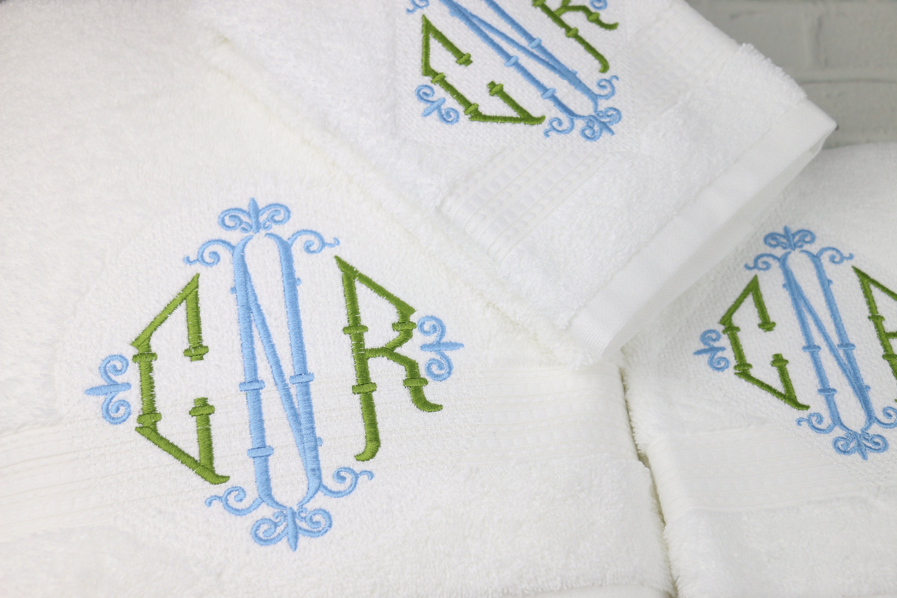 Personalized Linen Like (paper) Disposable Guest Hand Towels with a Ribbon  - 100 bulk pack personalized and etched with a Graphic