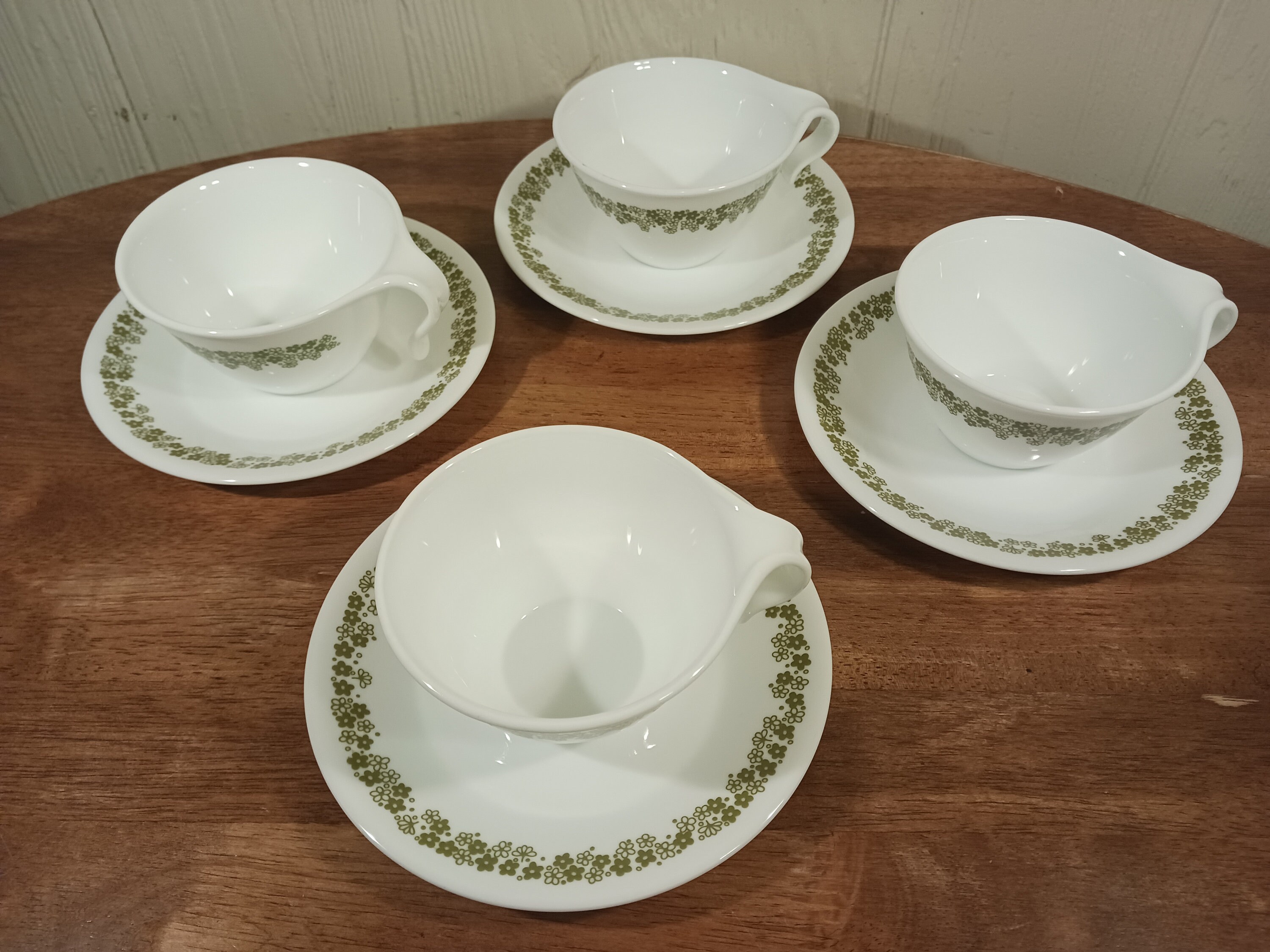 Corelle Spring Blossom, Craisy Daisy, Set of 4 Coffee Tea Cup Mug With