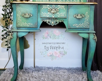 Old World Grungy Look Console. Entryway console, Vanity, Writing Table, Side table, painted Queen Anne Console