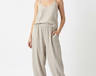 Beige balloon trousers