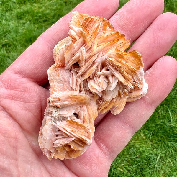 Baryte Blade cluster, Barite crystal specimen, Moroccan crystals, crystal specimen, crystal healing, Vanadinite crystals, crystal energy