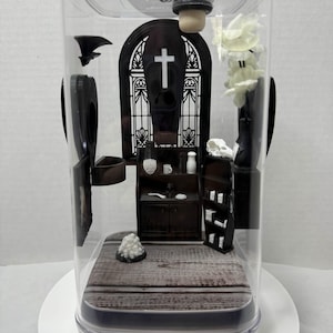 Gothic Chapel Jumping Spider Enclosure – With Coffin Hide, Feeding Dish & Custom Heart Vent
