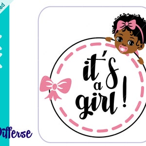 To ogłoszenie o narodzinach dziewczynki | Plik SVG Cut i PNG | Czarny baby shower SVG | Ujawnienie płci dziecka SVG | Czarna dziewczynka SVG | Noworodek SVG