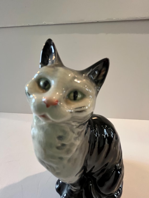 Beswick Ceramic Seated Cat Figurine 1030 6