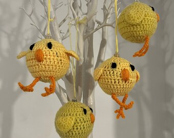 Easter Chick Bauble Decoration Crochet Pattern