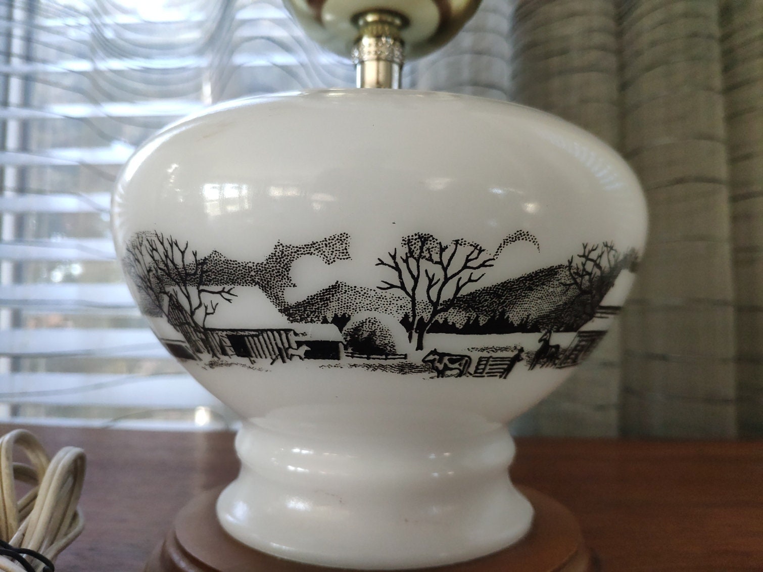 Currier And Ives Lamp