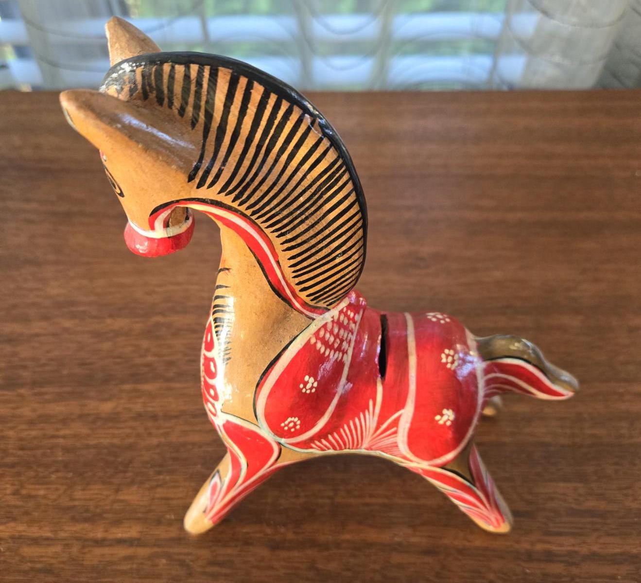 メキシコの陶器製馬の置物貯金箱、カラフルな手描きの花とディテール