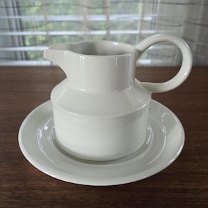 Wedgewood Gravy Boat - Etsy Canada