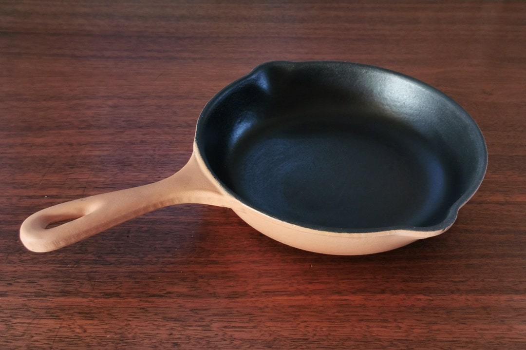 Le Creuset Cast Iron Frying Pan 20, Vintage Made in France 7.5 Caramel