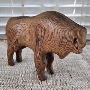 Hand Carved Cryptomeria Buffalo, Vintage British Columbia Canada Handcrafted Grainy Sugi Wood Bison Sculpture 7.5&quot;