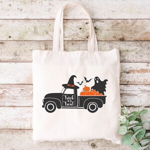 Halloween Truck tote I Halloween custom tote bag  I Spooky Halloween trick or treat bag I Halloween gift bag I candy bag I Cute tote bag
