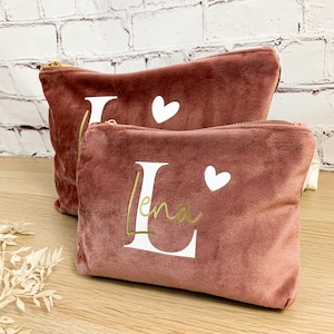 Personalisierte Kosmetiktasche Samt – Mit Name & Initiale – Geschenkidee für Freundin, Brautjungfer, Braut oder Kollegin