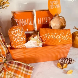 Decoración otoñal para el hogar, anfitrión, agente inmobiliario, calabaza naranja, cesta de regalo temática