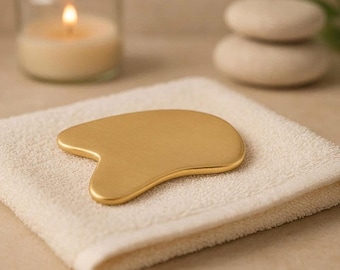 Kansa Gua Sha Facial Massage Tool – Ayurvedic Bronze Face Sculpting & Lymphatic Drainage Massager