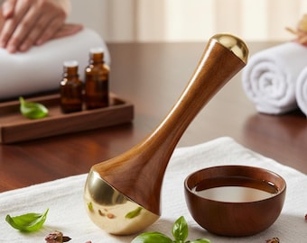 Ayurvedisk Kansa-stav: Ayurvedisk ansikts-, fot- och kroppsmassageapparat med teakhandtag