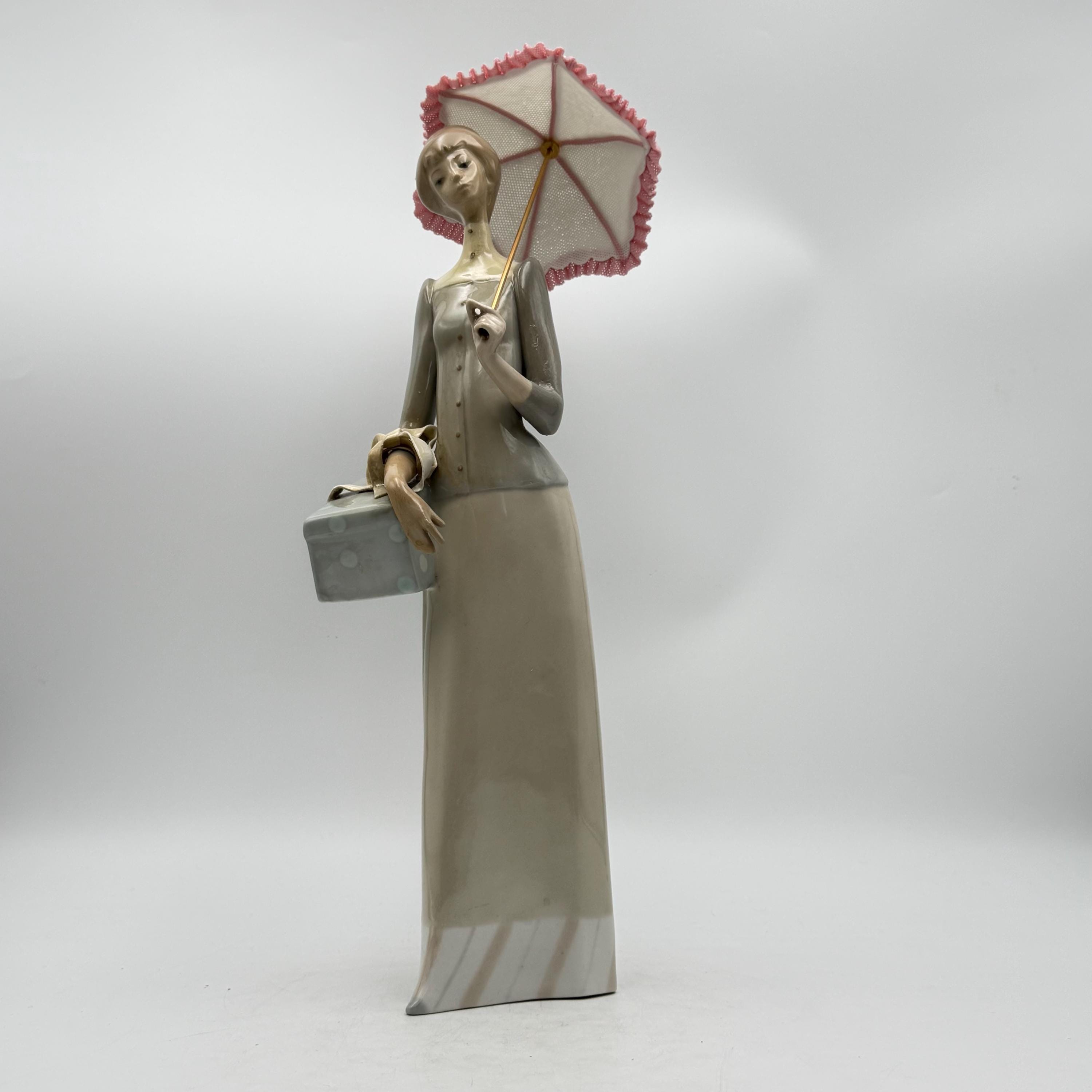 LLADRO #4700 dress maker 磁器人形 女性 置物 il_fullxfull.7816095494_576e.jpg