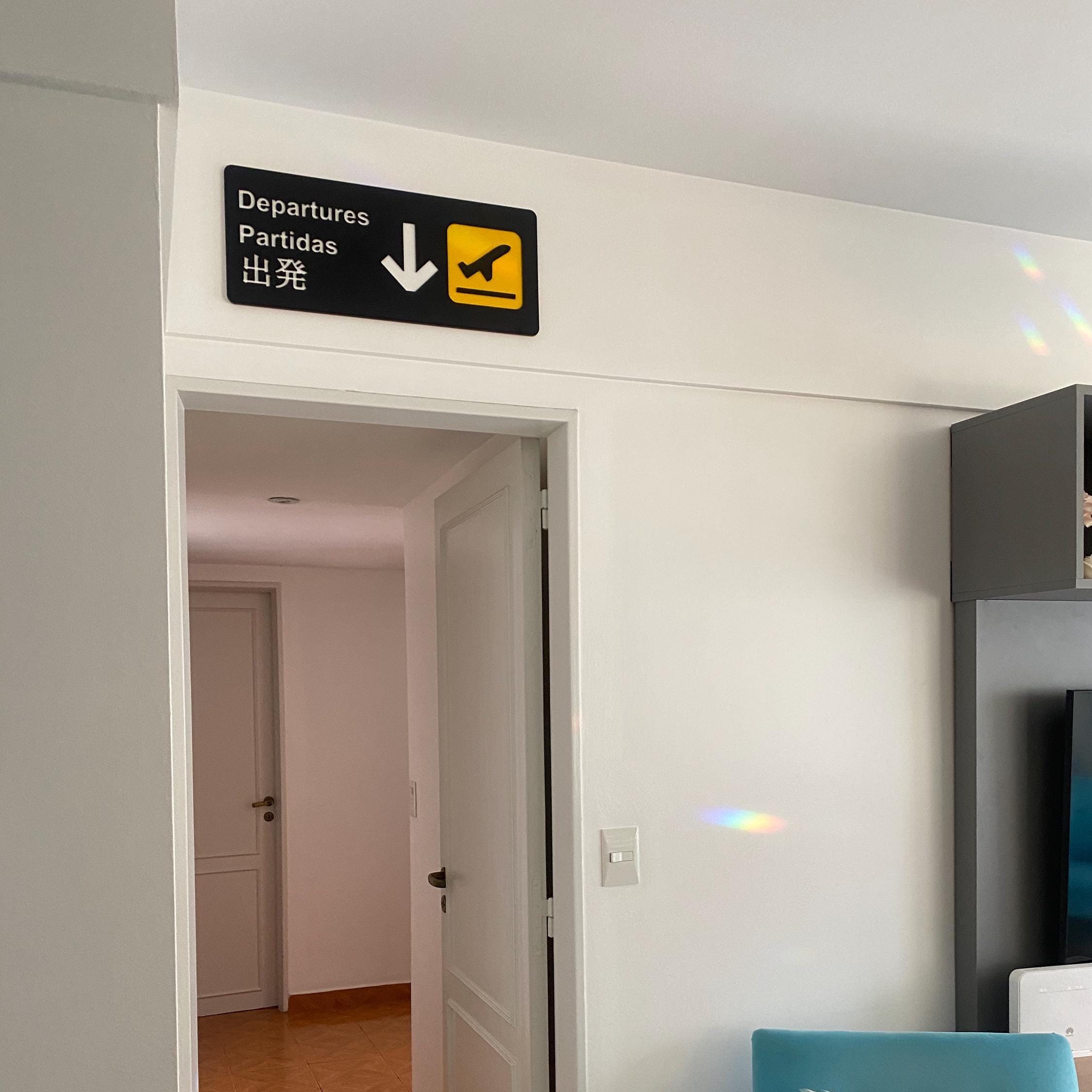 Carteles de señalización de aeropuerto, letrero de aeropuerto, aviación, viajeros temáticos, decoración de habitaciones, viajes de vacaciones, idea de regalo de aniversario, arte de pared. Idea de regalo de viaje