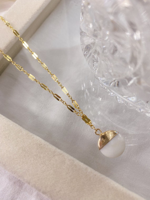 Razor blade deals gold chain