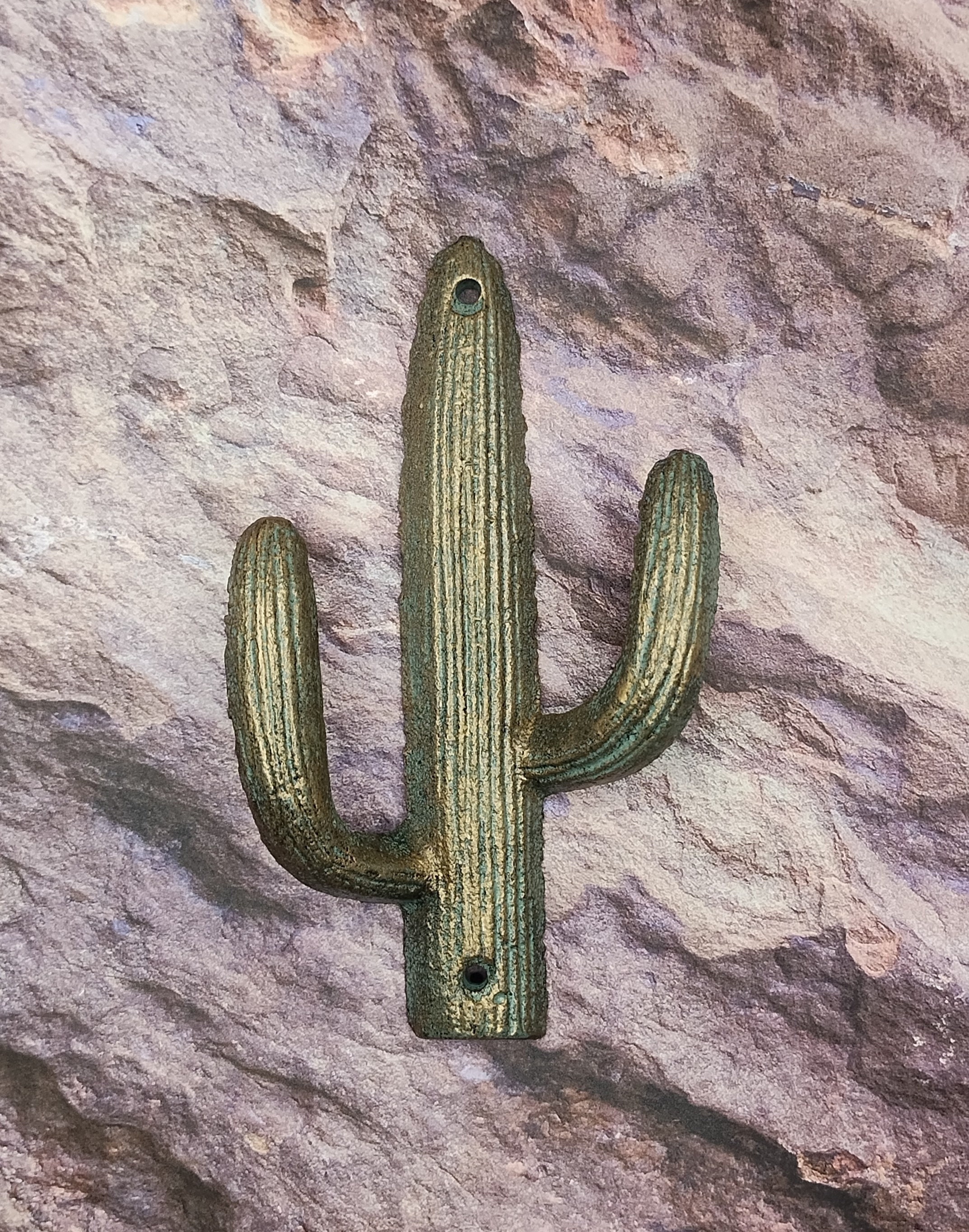 CACTUS WALL HOOK ~ Green w/gold accents ~ Western decor ~ fREE sHIPPING