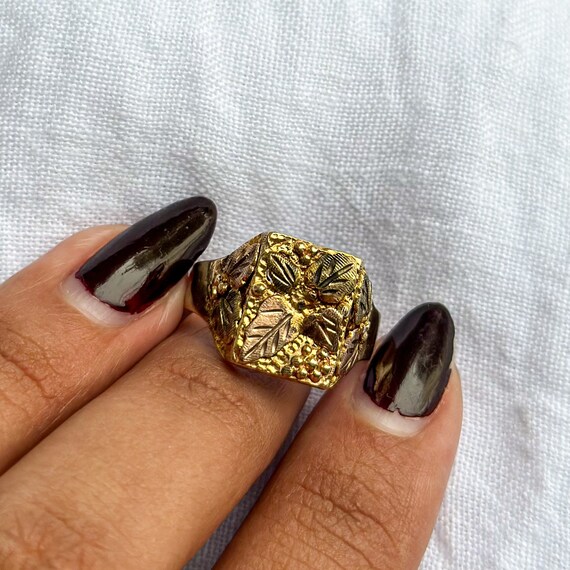 Vintage 14k Tri Color Gold Pink Green Yellow Gold Leaves