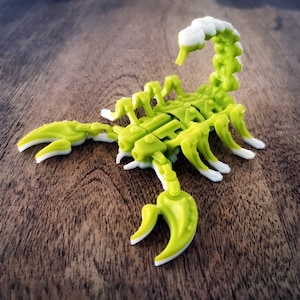 Scorpion Fidget Toy, Articulated Fidget Toy, Flexible Fidget Toy, ADHD Fidget Toy, Stress Management Toy, Robot Desk Toy, Sensory Toy