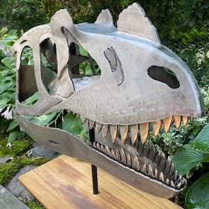 Life sized Steel Ceratosaurus Skull