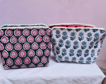 Vintage Inspired Makeup Bag /Floral Makeup Pouch / Cosmetic Bag / Toiletry Bag / Coin Purse / Gift for Her / Best Friend Gift / Boho Gift
