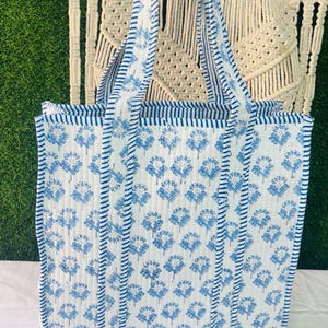 Gesteppte Baumwolltasche, Baumwolltasche, Block-Print-Einkaufstasche für Frauen, Boho-Reisetasche, handgemachte Schultertasche, große Blumen-Weekender, Brautjungfergeschenke