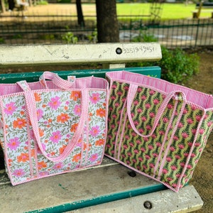 Sacs fourre-tout indiens imprimés en bloc Grand sac à main en coton matelassé pour femme Cabas de voyage pour femme, cadeau d'anniversaire, cadeau de Noël pour elle, sac de rentrée