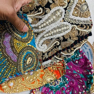 Boho Gestickte Perlenmuster, Boho Dekorative Vintage Sari Swatches-Sparkly, indische Stoffborte-Snippet Samples-Verzierungspackung