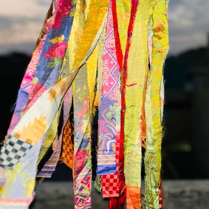 Recycled Sari Silk Ribbon, sari strips, raw edge sari ribbon, Boho Silk jewellery ribbon, junk journal, altered art, art doll fabric scraps