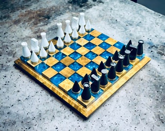 Epoxy Chess Set, Epoxy Chess Board, Hand Crafted Chess Sets , Resin And Brass, Chess Set With Board, a Luxury Personalized Gifts