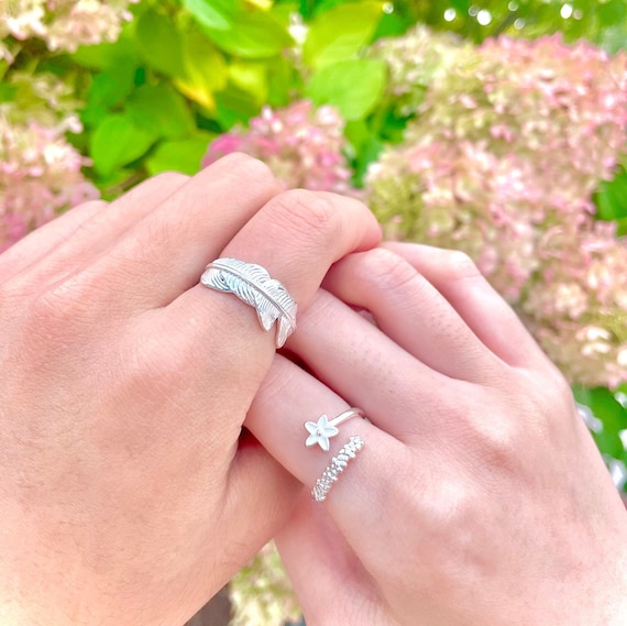Eeps! If Your Boyfriend Gave You a Yellow Gold Engagement Ring But You  Wanted White Gold—Or Vice Versa—Would You Change the Setting? (This Reader  Wants To!) | Glamour