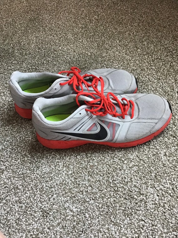 Nike Red Gray And Black Shoes Air Relentless 3 Siz