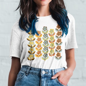 Floral Scandinavian shirt, retro flowers shirt, vintage floral shirt, abstract floral shirt, 70s floral shirt, retro shirt gift, garden tee