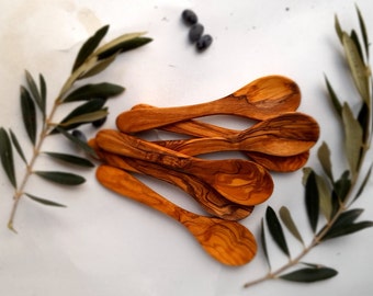 set of 6 spoons made of Tunisian olive wood