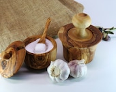 Garlic crusher Olive wood Hand carved pestle and mortar 12cm 10cm 8cm