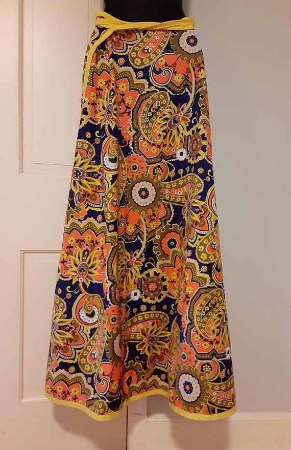 1960s paisley floral sarong/skirt/pareo wrap dres… - image 6