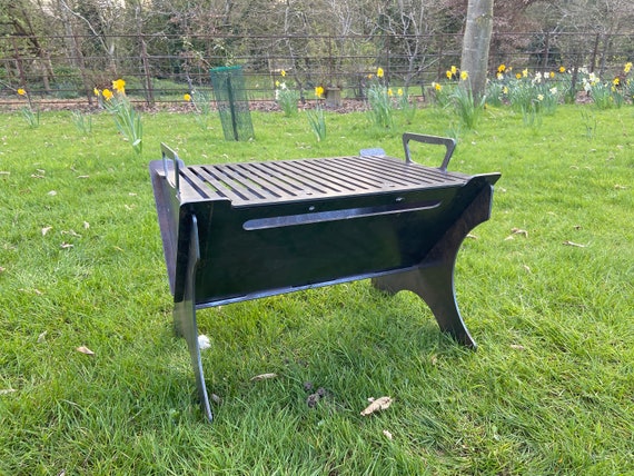 in de tussentijd aanbidden Pat Collapsible BBQ Grill and Fire Pit. Perfect for Camping the - Etsy