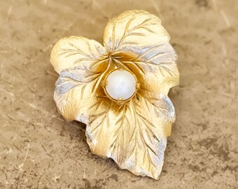 Broche Ovale Vintage Années 70 - Métal Doré, Perles, Oxydes, Occasion Romantique