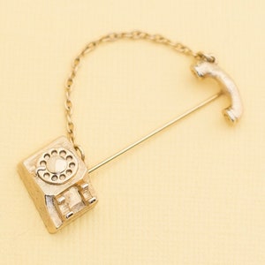 Vintage Gold Tone Telephone Stickpin by Avon i5