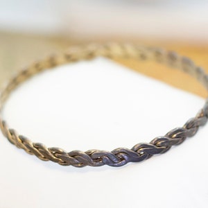 Vintage Silver Tone Bangle Bracelet 8 Inches by Alpaca i29
