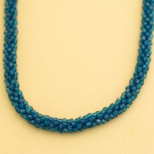 Vintage Boho Blue Plastic Beaded Necklace 17 Inches i14