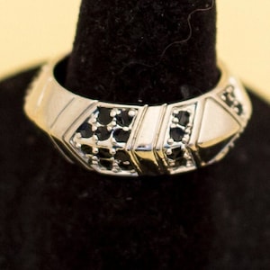 Vintage Silver Tone Ring Size 7 by Forbebe i1